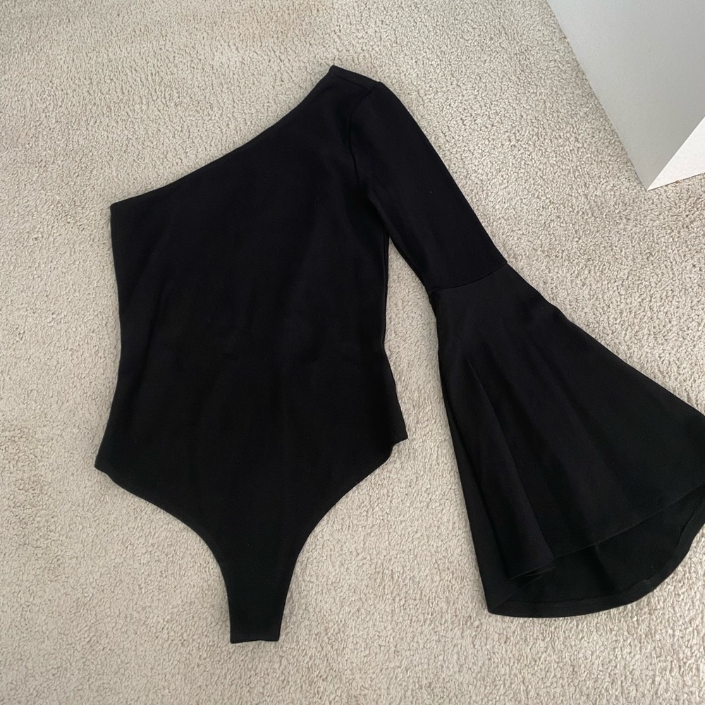 LPA body suit 1 shoulder amazing quality